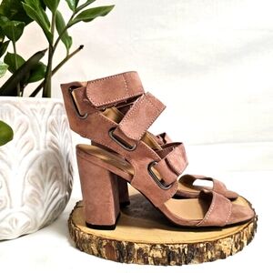 Elegant Pink Block Heel Sandals